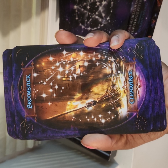 Oracle Deck - Picture 3 of 3